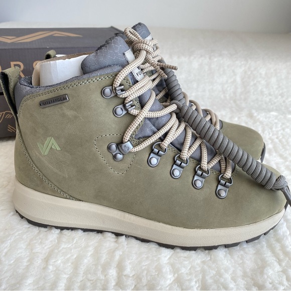 Forsake Womens Thatcher Mid Waterproof Hiking Boot, Green Ash, Size 8 - Picture 7 of 10